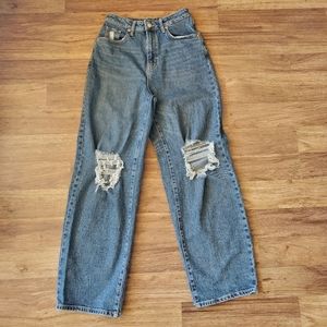 Baggy Jeans with Fitted High Rise Waist
